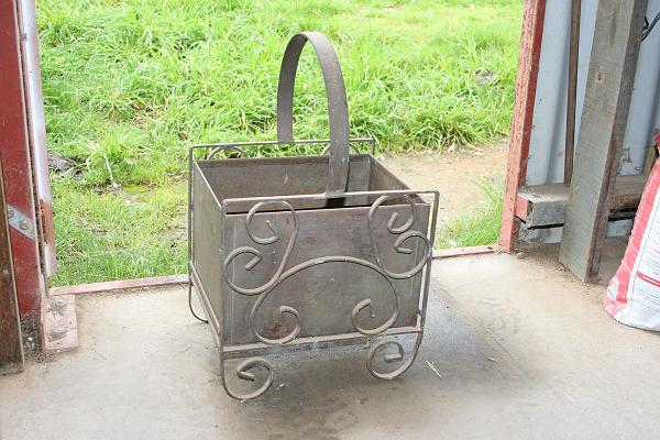 S_IMG_2617.JPG - Steel Firewood Carrier. Made in the 1940's to carry briquettes, then a popular household fuel in Melbourne. Size 300 X 490 X 260 mm (including handle). Pick Up Only. $80